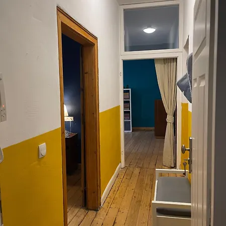 Apartment Witts From *